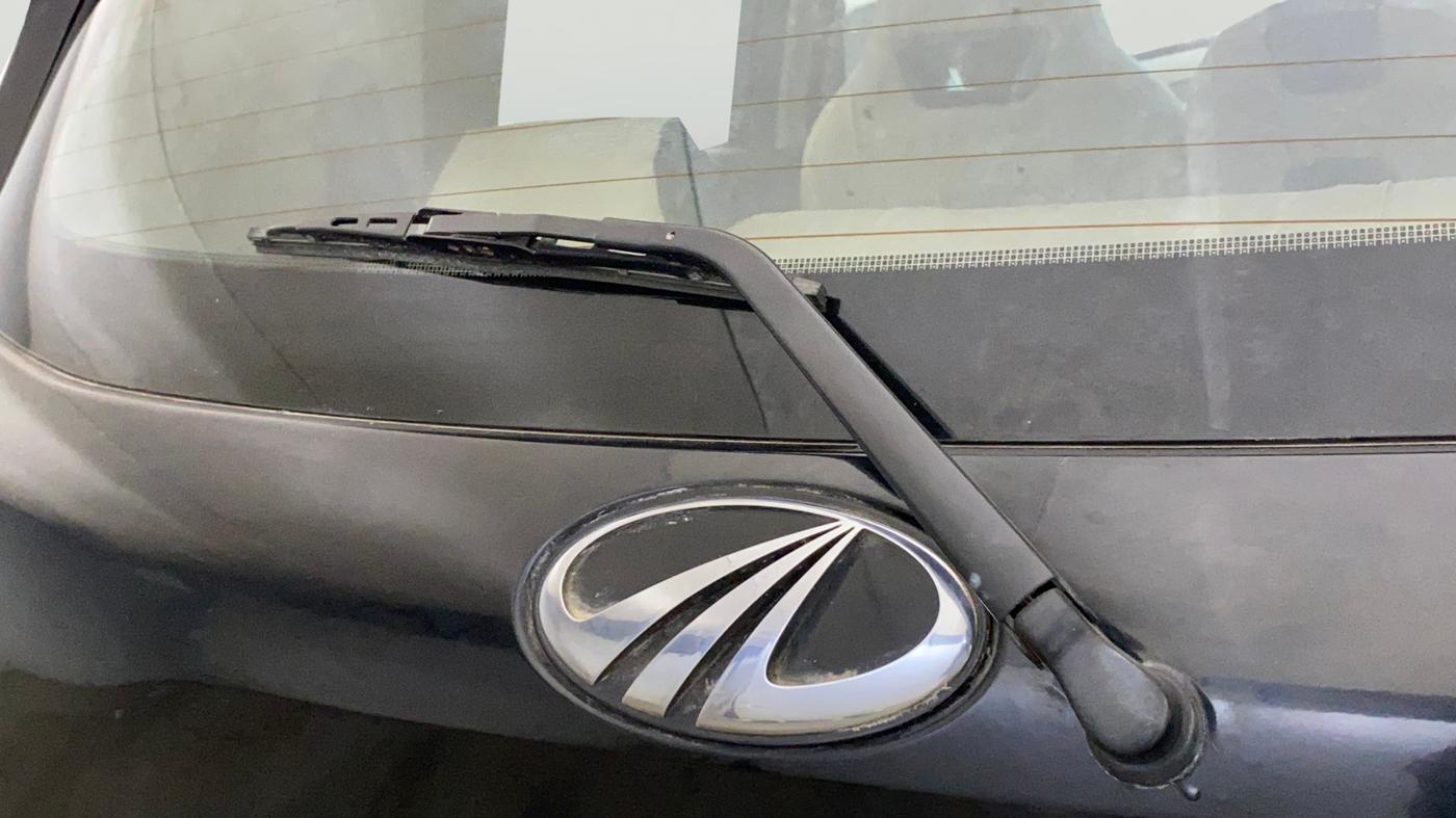 2019 Mahindra KUV 100 NXT K6+ P 6 STR, Petrol, Manual, 44,006 km, Rear Wiper