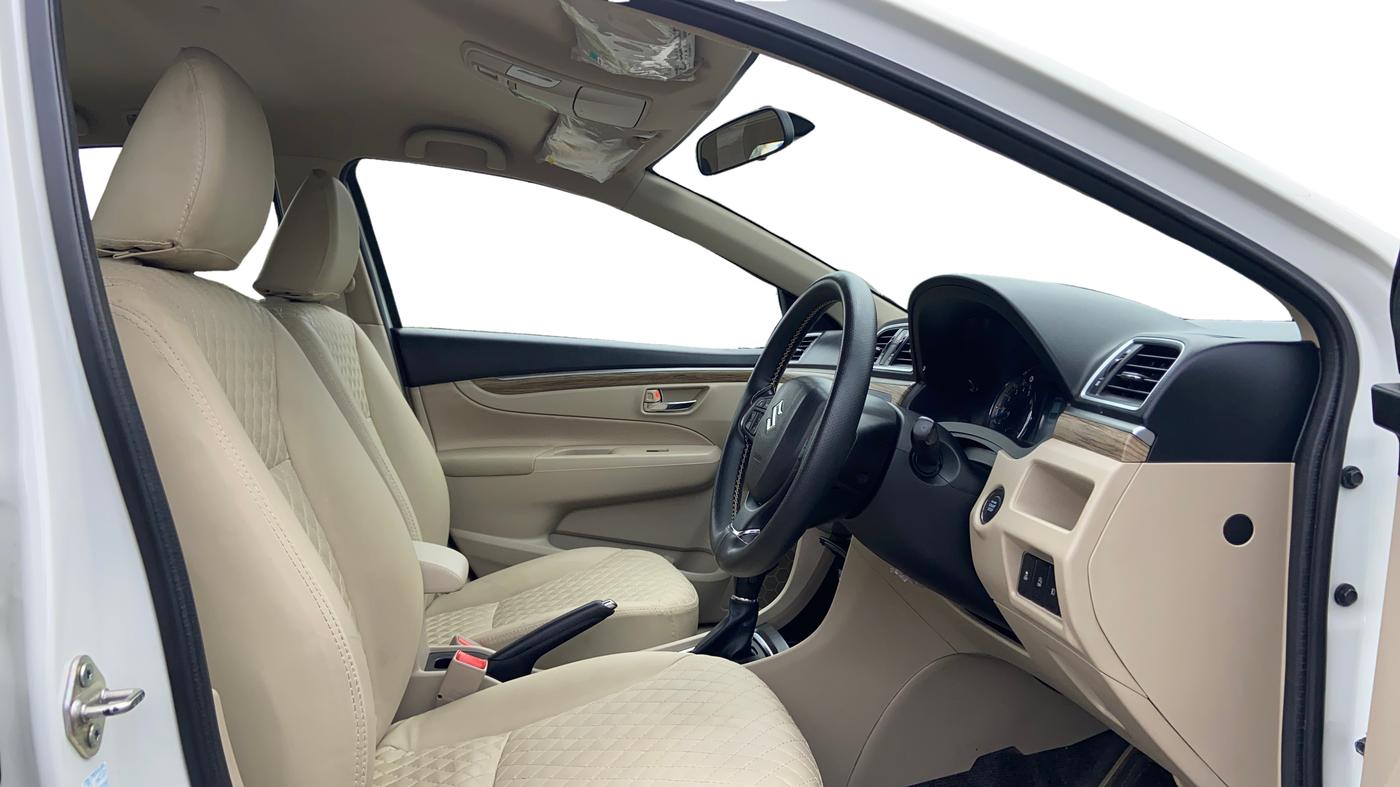 2024 Maruti Ciaz ZETA AT 1.5  SHVS PETROL, Petrol, Automatic, 24,797 km, Right Side Front Door Cabin