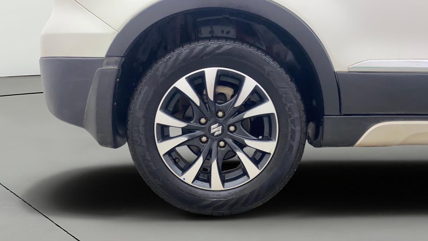 2022 Maruti S Cross ZETA 1.5, Petrol, Manual, 89,722 km, Right Rear Wheel