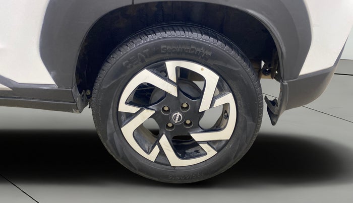 2024 Nissan MAGNITE XV Premium AMT, Petrol, Automatic, 16,068 km, Left Rear Wheel