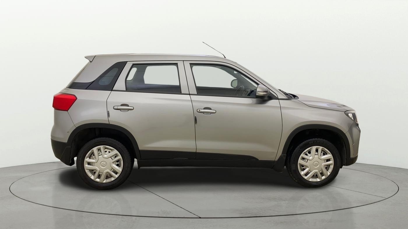 2021 Maruti Vitara Brezza LXI, Petrol, Manual, 47,794 km, Right Side View
