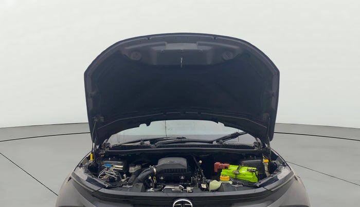 2024 Tata NEXON FEARLESS + SUNROOF DCA DUAL TONE 1.2 PETROL, Petrol, Automatic, 29,422 km, Open Bonet