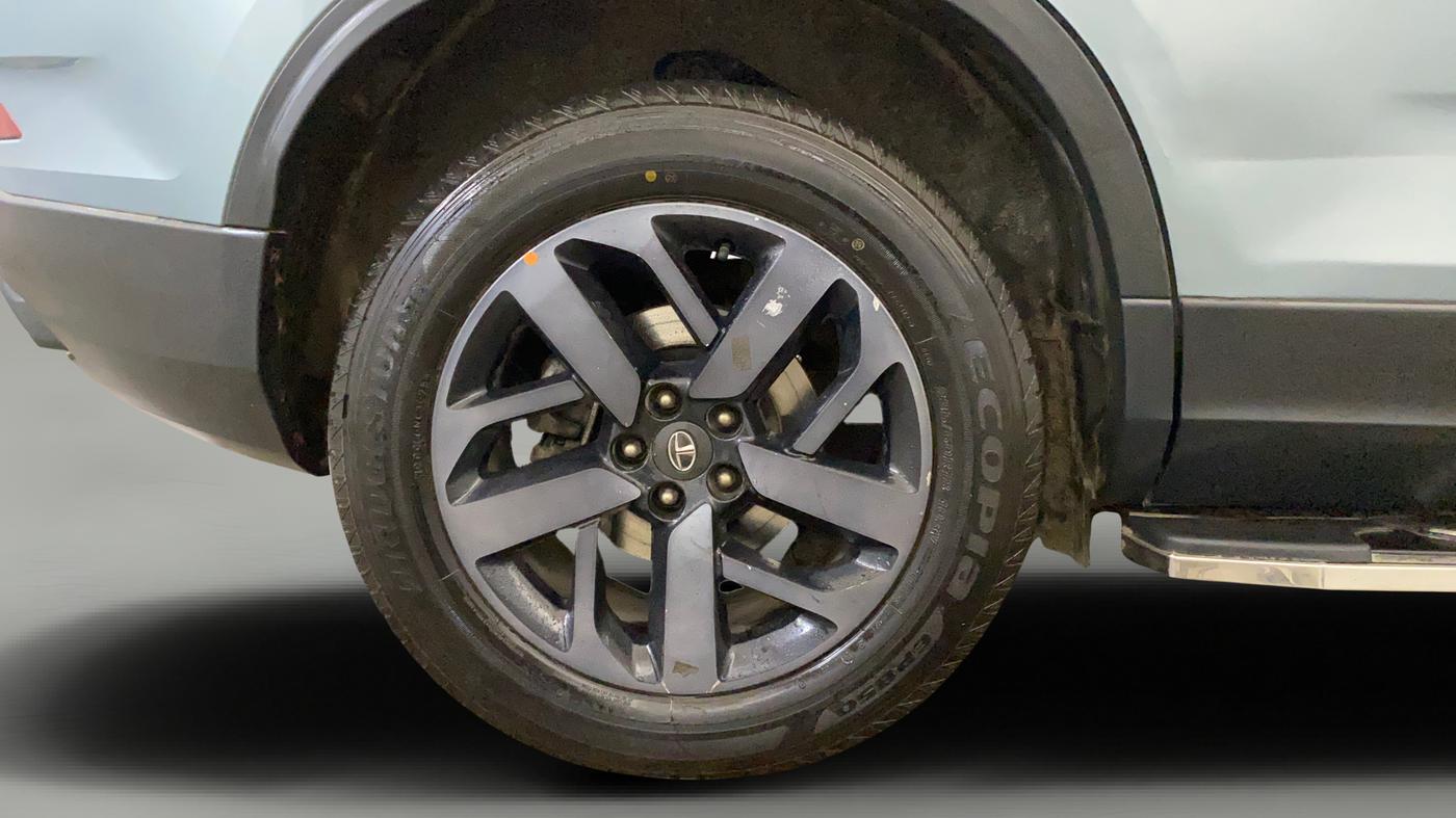 2021 Tata Safari XZA PLUS, Diesel, Automatic, 82,692 km, Right Rear Wheel