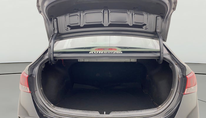 2022 Hyundai Verna SX (O)1.5 VTVT, Petrol, Manual, 26,894 km, Boot Open Zoomed View