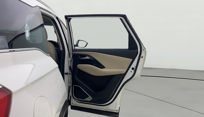 2023 MG HECTOR SHARP PRO 2.0 TURBO DIESEL, Diesel, Manual, 23,647 km, RHS Rear Door