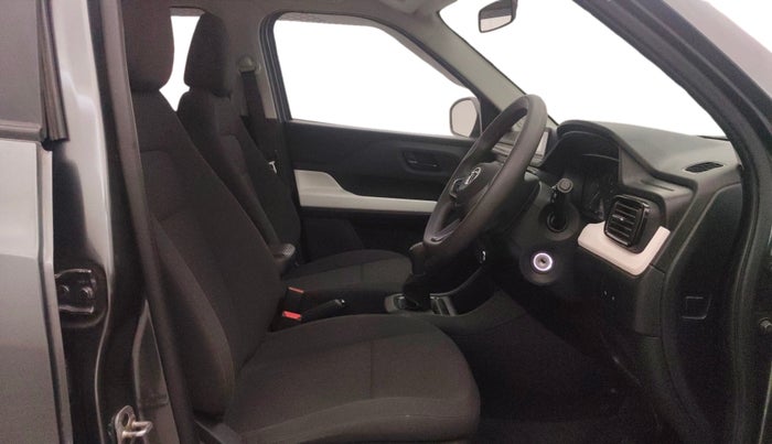 2023 Tata PUNCH PURE MT, Petrol, Manual, 9,111 km, Right Side Front Door Cabin