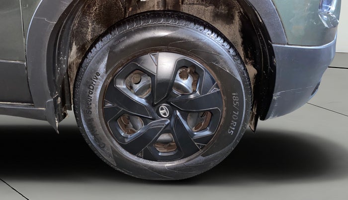 2023 Tata PUNCH ADVENTURE RHYTHM CAMO EDITION AMT, Petrol, Automatic, 18,260 km, Right Front Wheel