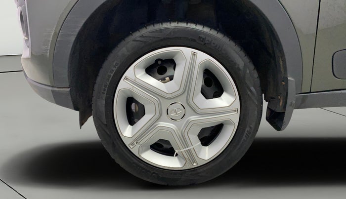 2023 Tata NEXON XMA PETROL, Petrol, Automatic, 30,820 km, Left Front Wheel