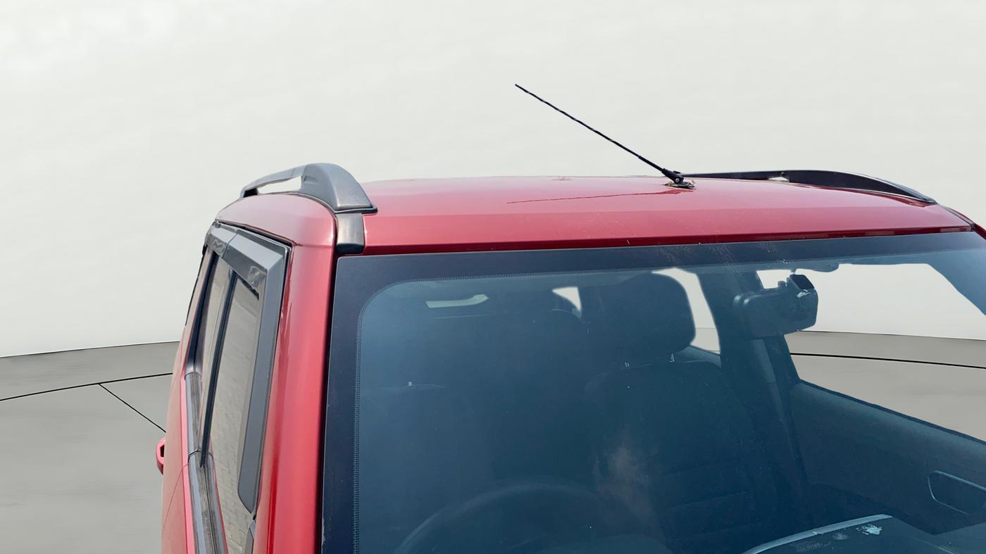 2017 Mahindra TUV300 T8, Diesel, Manual, 59,412 km, Roof