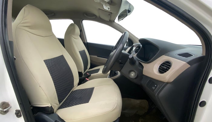 2016 Hyundai Grand i10 MAGNA 1.2 KAPPA VTVT, Petrol, Manual, 77,533 km, Right Side Front Door Cabin