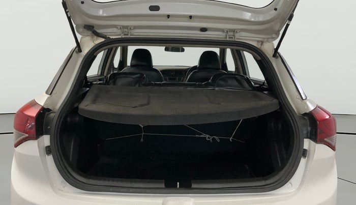 2015 Hyundai Elite i20 MAGNA 1.2, Petrol, Manual, 64,068 km, Boot Open Zoomed View