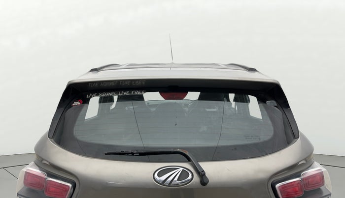 2017 Mahindra KUV 100 NXT K8 P 6 STR, Petrol, Manual, 54,683 km, Rear Windshield