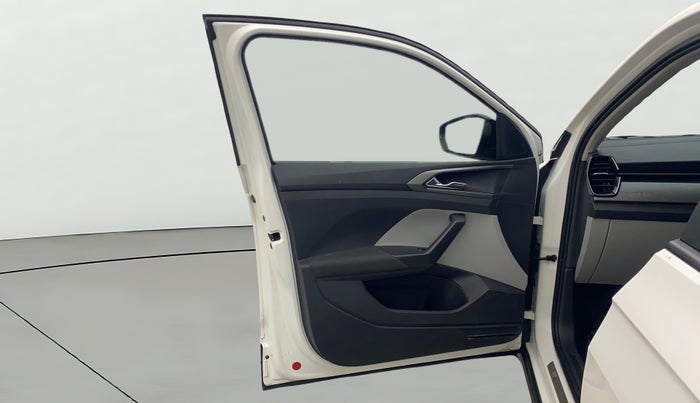2021 Skoda KUSHAQ AMBITION 1.0L TSI MT, Petrol, Manual, 31,637 km, LHS Front Door