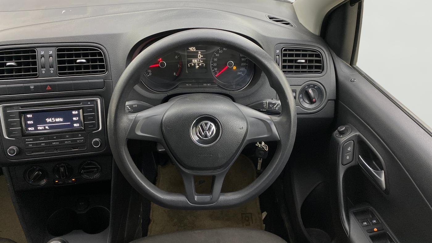 2018 Volkswagen Polo COMFORTLINE 1.2L, Petrol, Manual, 83,649 km, Steering Wheel Close Up