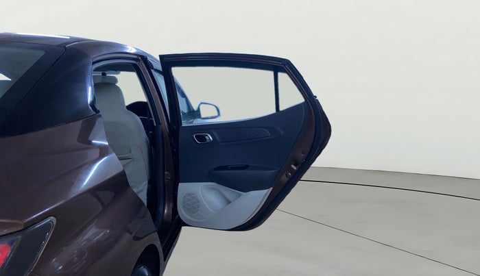 2021 Hyundai AURA SX 1.2, Petrol, Manual, 13,221 km, RHS Rear Door