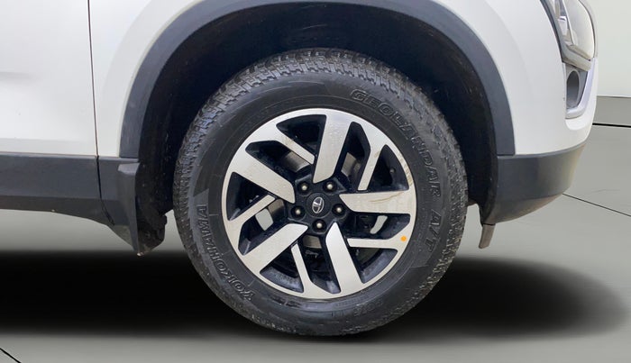 2020 Tata Harrier XZ PLUS 2.0L DUAL TONE, Diesel, Manual, 1,32,961 km, Right Front Wheel