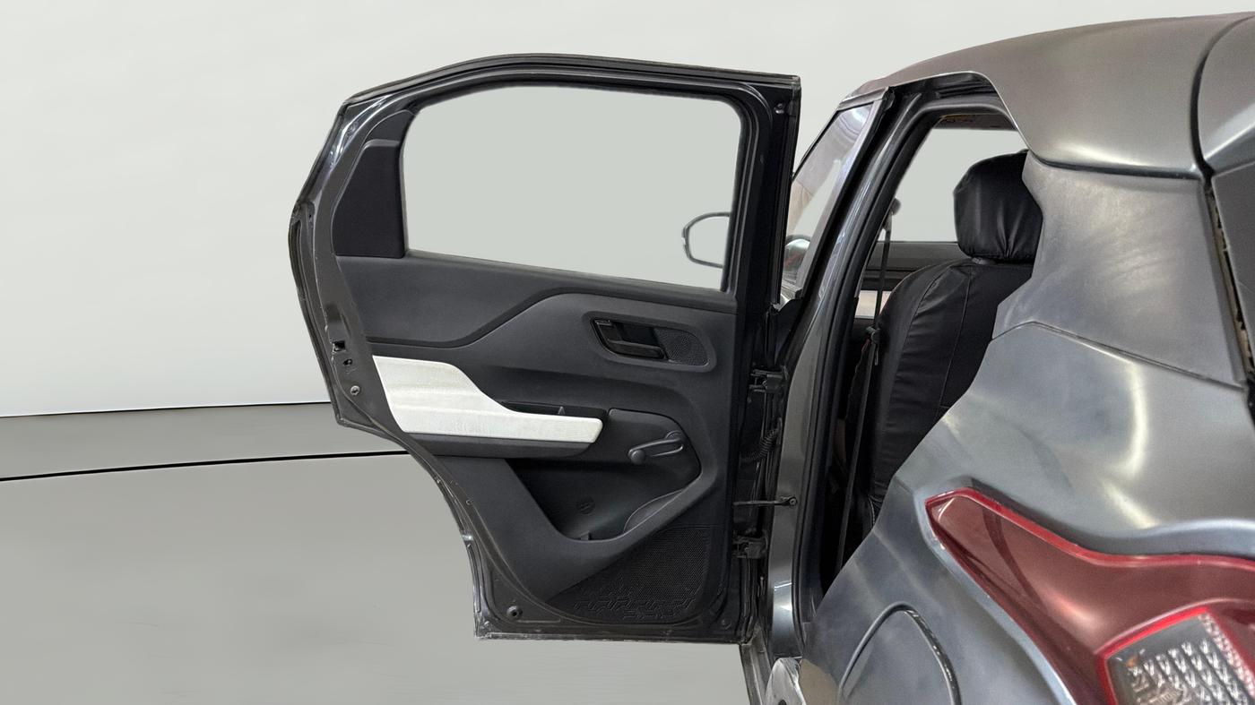 2023 Tata PUNCH PURE MT, Petrol, Manual, 51,189 km, LHS Rear Door