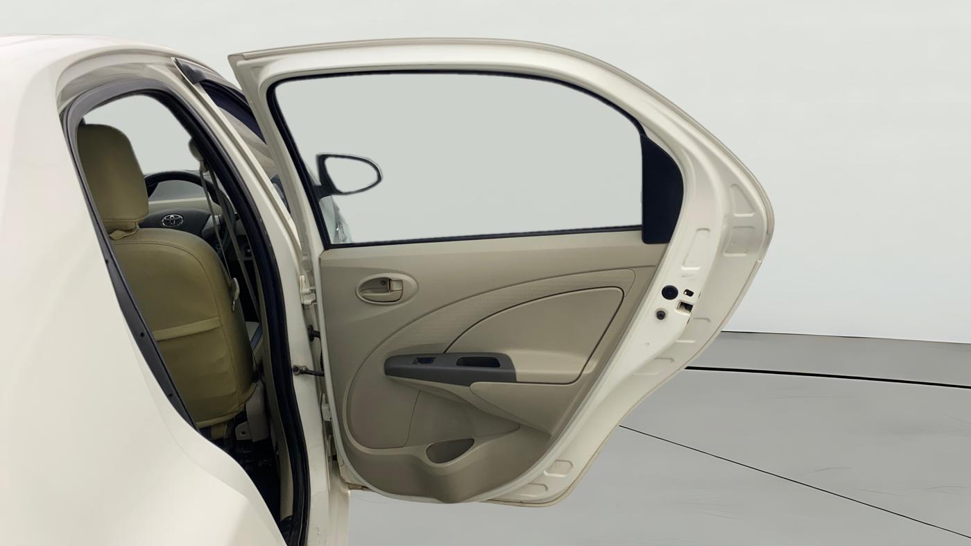 2014 Toyota Etios G, CNG, Manual, 81,154 km, RHS Rear Door