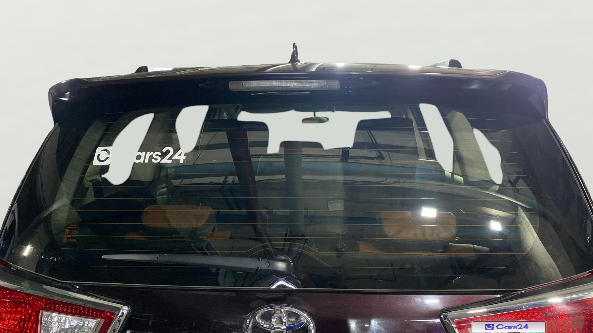 2018 Toyota Innova Crysta 2.4 GX 8 STR, Diesel, Manual, 28,379 km, Rear Windshield