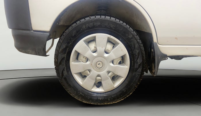 2016 Maruti Eeco 5 STR WITH A/C+HTR, CNG, Manual, 43,544 km, Left Front Wheel