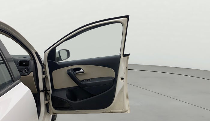 2014 Volkswagen Polo COMFORTLINE 1.2L PETROL, Petrol, Manual, 59,971 km, RHS Front Door