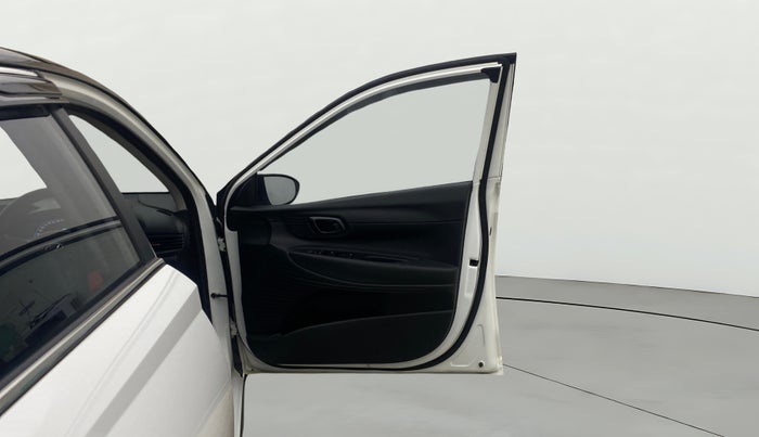 2021 Hyundai NEW I20 SPORTZ 1.2 AT, Petrol, Automatic, 21,650 km, RHS Front Door