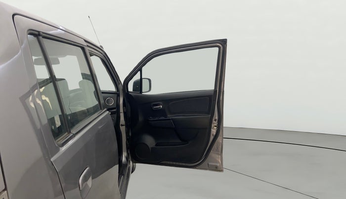 2015 Maruti Wagon R Stingray VXI, Petrol, Manual, 35,596 km, RHS Front Door