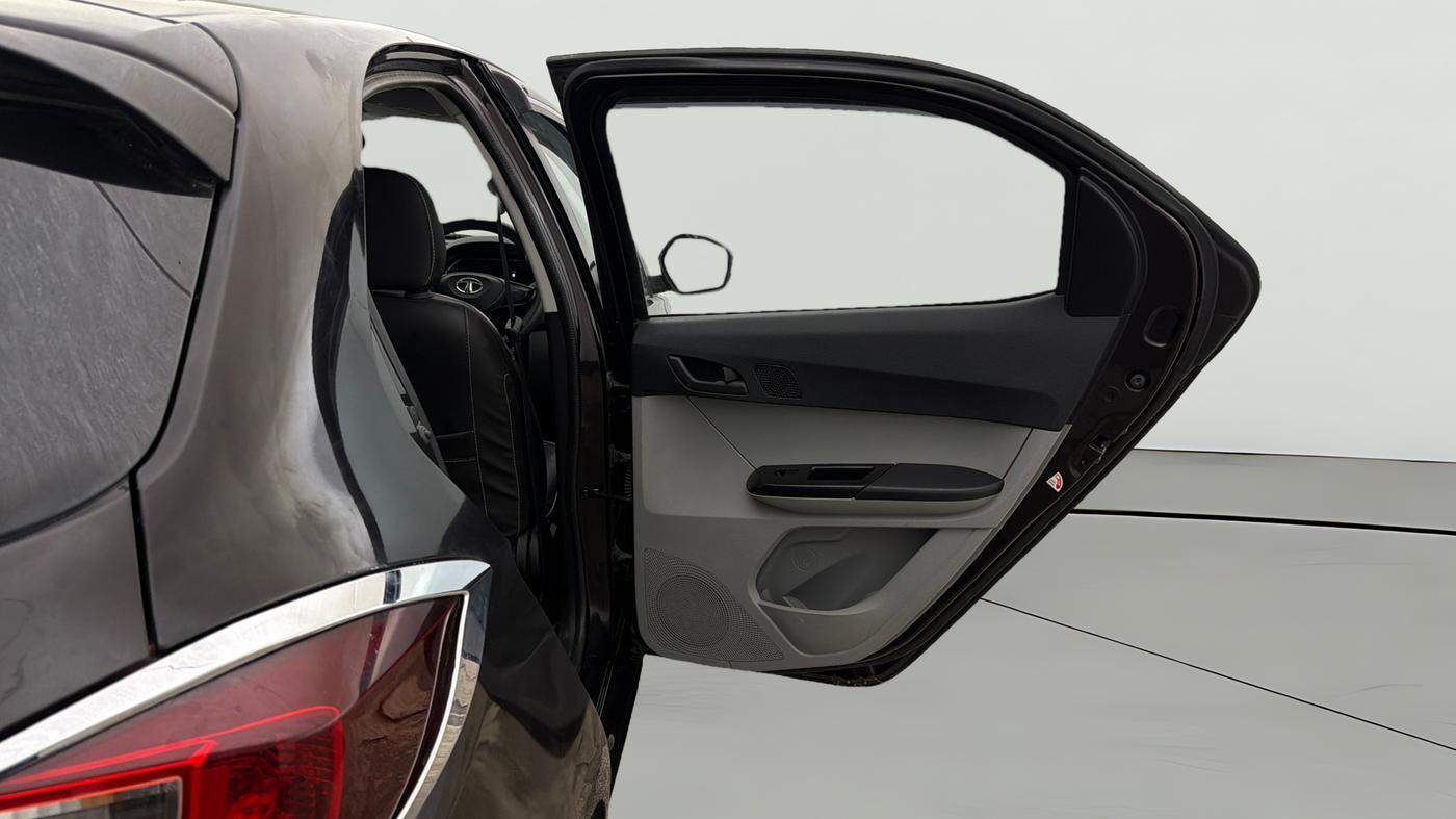 2023 Tata Tiago XTA PETROL, Petrol, Automatic, 19,334 km, RHS Rear Door