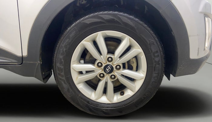 2017 Hyundai Creta SX PLUS 1.6 PETROL, Petrol, Manual, 72,022 km, Right Front Wheel