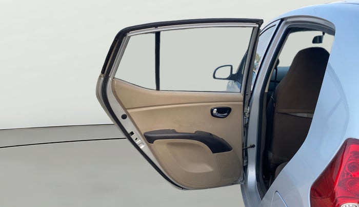 2014 Hyundai i10 SPORTZ 1.1, CNG, Manual, 87,563 km, LHS Rear Door