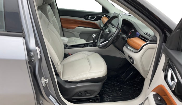 2021 Jeep Compass LIMITED (O) 2.0 DIESEL, Diesel, Manual, 81,139 km, Right Side Front Door Cabin