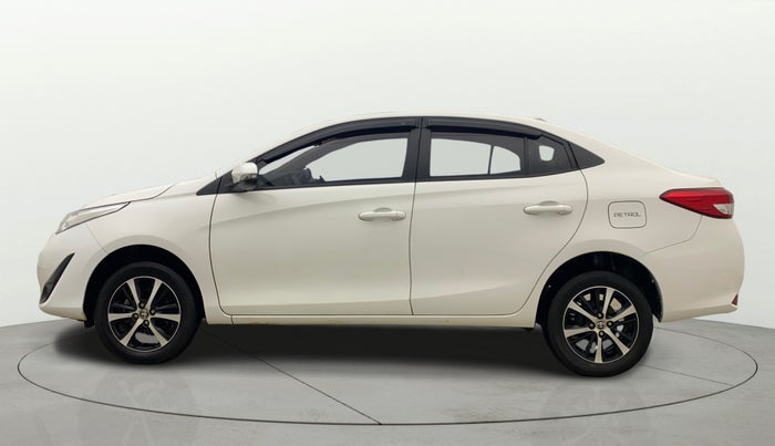 2021 Toyota YARIS G MT, Petrol, Manual, 55,437 km, Left Side