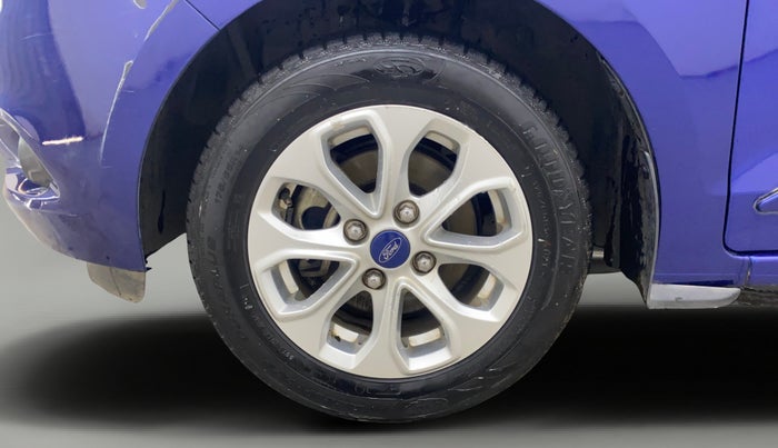 2017 Ford New Figo TITANIUM 1.2 PETROL MT, Petrol, Manual, 77,672 km, Left Front Wheel