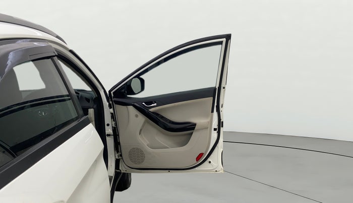 2022 Tata NEXON XZ PLUS PETROL, Petrol, Manual, 25,505 km, RHS Front Door