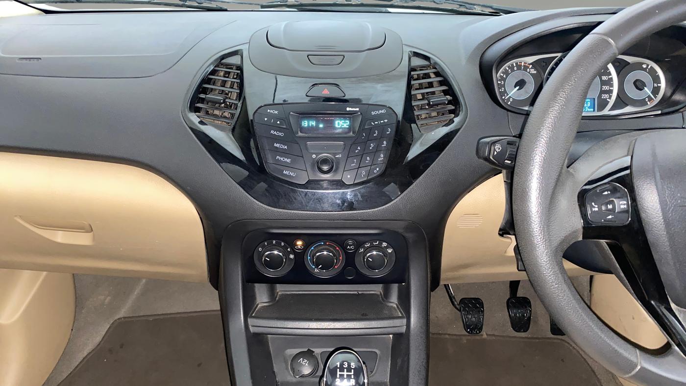 2015 Ford Figo Aspire TREND 1.2 PETROL, Petrol, Manual, 46,059 km, Air Conditioner