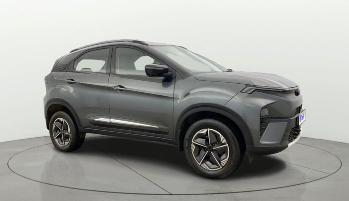 2024 Tata NEXON CREATIVE + SUNROOF 1.5 DIESEL, Diesel, Manual, 47,683 km, Right Front Diagonal