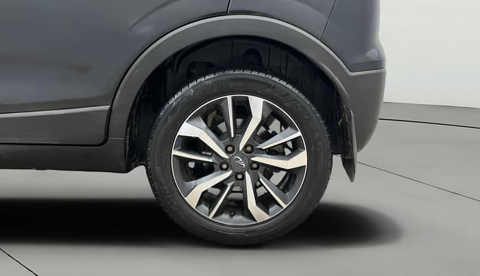2019 Mahindra XUV300 W8 (O) 1.2 PETROL, Petrol, Manual, 54,222 km, Left Rear Wheel
