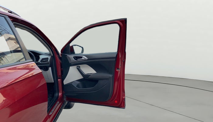 2022 Volkswagen TAIGUN HIGHLINE 1.0 TSI AT, Petrol, Automatic, 56,057 km, RHS Front Door