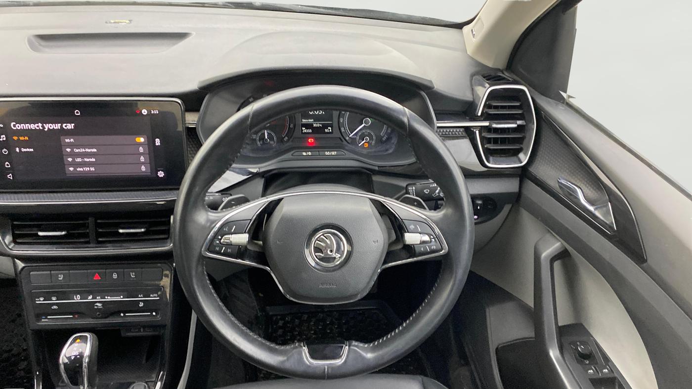 2022 Skoda KUSHAQ STYLE 1.0L TSI AT, Petrol, Automatic, 24,333 km, Steering Wheel Close Up