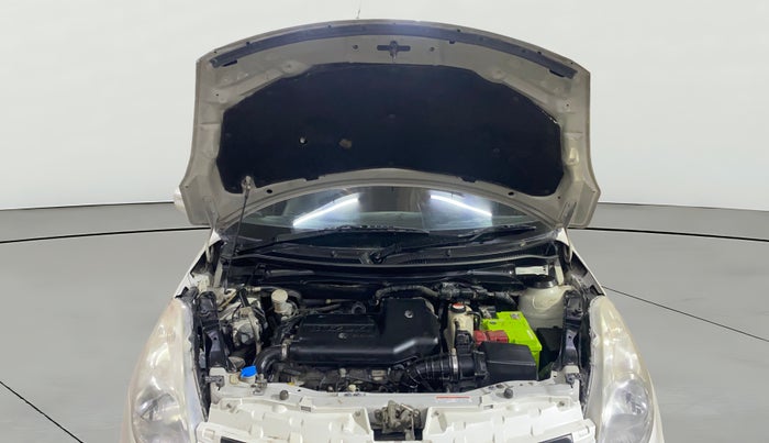 2015 Maruti Swift VDI, Diesel, Manual, 79,135 km, Open Bonet