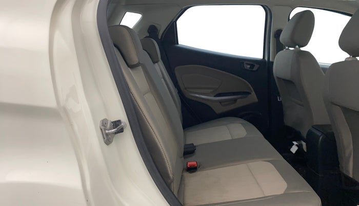 2021 Ford Ecosport TITANIUM 1.5L DIESEL, Diesel, Manual, 40,045 km, Right Side Rear Door Cabin