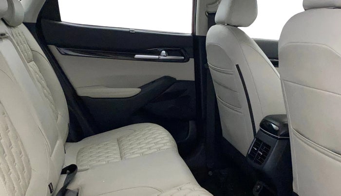 2020 KIA SELTOS HTX 1.5 PETROL, Petrol, Manual, 36,174 km, Right Side Rear Door Cabin