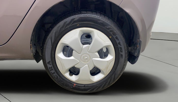 2017 Tata Tiago XZ PETROL, Petrol, Manual, 53,625 km, Left Rear Wheel