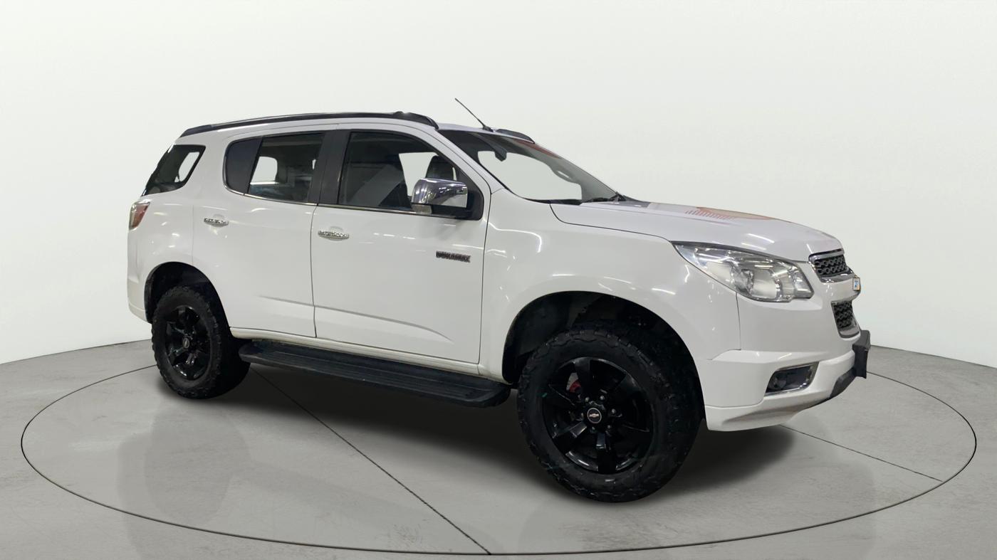 2016 Chevrolet Trailblazer LTZ AT, Diesel, Automatic, 95,632 km, Right Front Diagonal