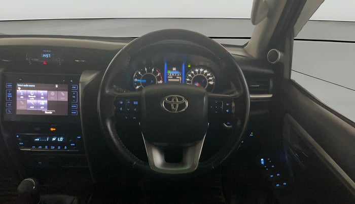 2018 Toyota Fortuner 2.8 4X2 MT, Diesel, Manual, 1,58,246 km, Steering Wheel Close Up