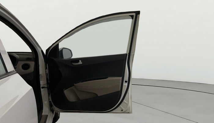 2015 Hyundai Grand i10 SPORTZ 1.2 KAPPA VTVT, Petrol, Manual, 48,027 km, RHS Front Door