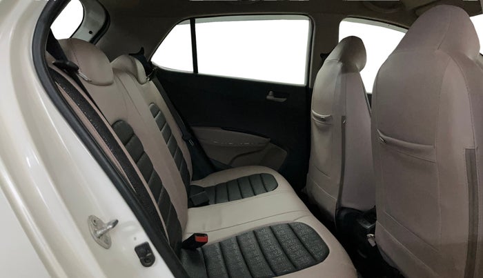 2015 Hyundai Grand i10 SPORTZ 1.2 KAPPA VTVT, Petrol, Manual, 48,027 km, Right Side Rear Door Cabin