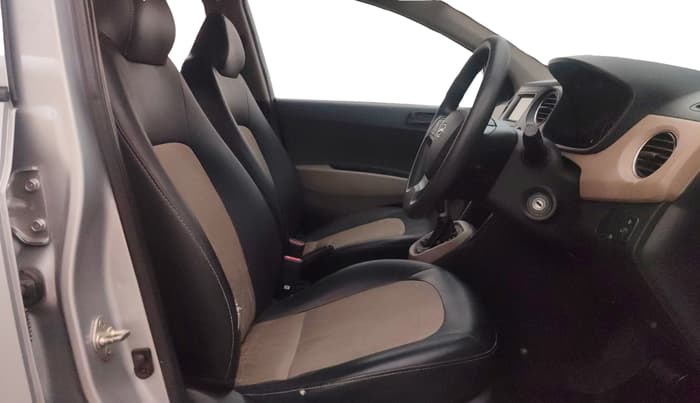 2019 Hyundai Grand i10 MAGNA AT 1.2 KAPPA VTVT, Petrol, Automatic, 80,468 km, Right Side Front Door Cabin