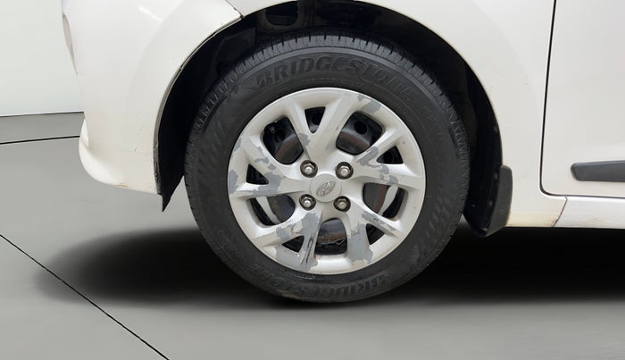 2017 Hyundai Grand i10 SPORTZ 1.2 KAPPA VTVT, Petrol, Manual, 83,853 km, Left Front Wheel