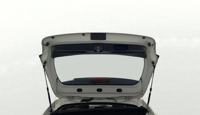 2024 Toyota Glanza V, Petrol, Manual, 39,116 km, Boot Door Open